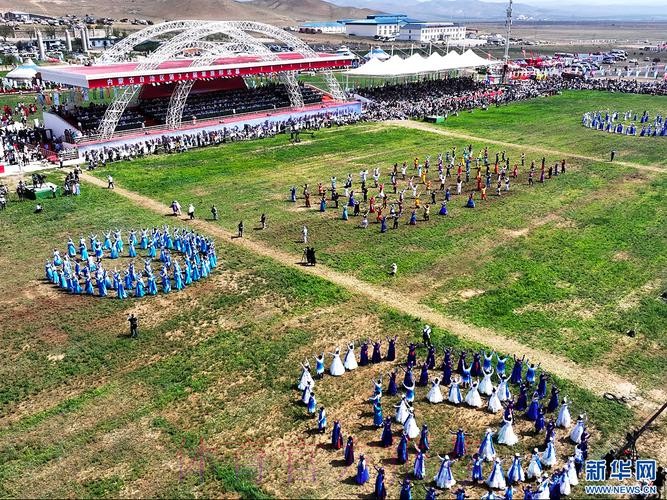 佟立新副局长会见世界摔跤联合会主席 佟立新副局长会见世界摔跤联合会主席